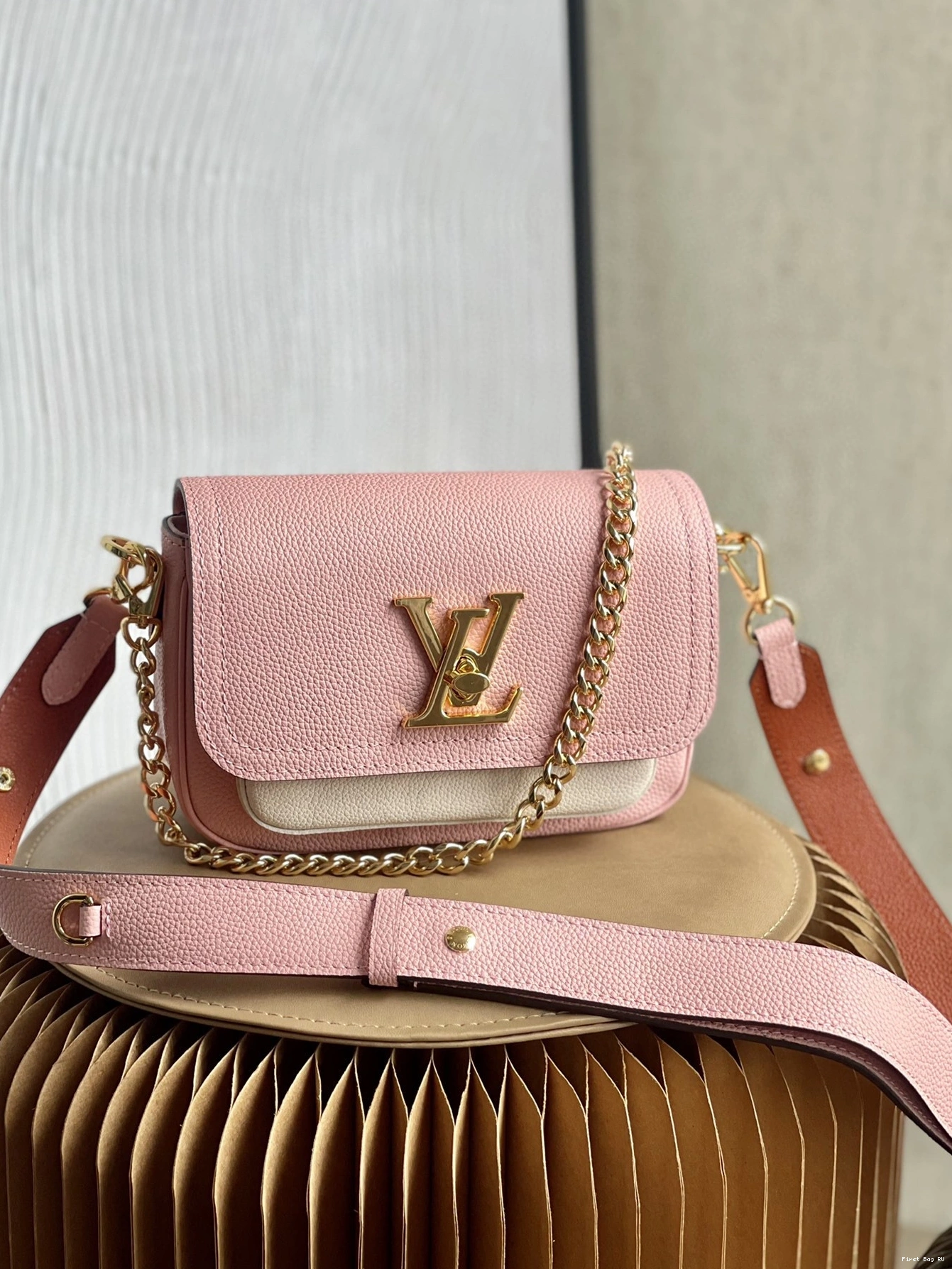 Firstbags ru TENDER LOUIS VUITTON LOCKME 0729